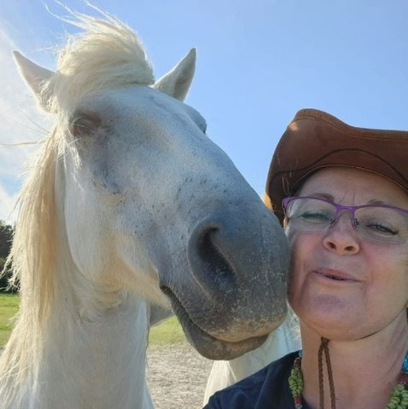 Meet your Posher, Chantal - Picture 1 of 1